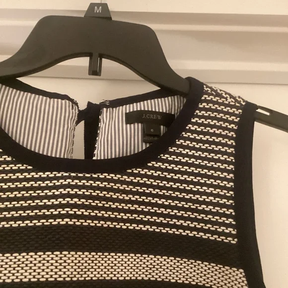 J.Crew Lined dress,Very flattering. Sleeveless, textured fabric. Back hi… - Picture 3 of 3